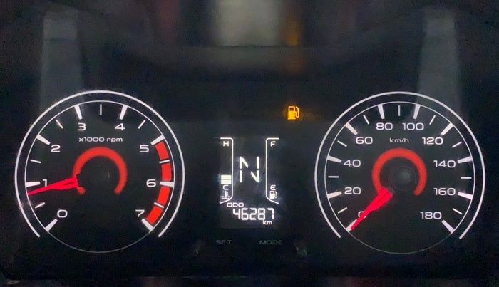 2016 Mahindra Kuv100 K4 6 STR, Petrol, Manual, 46,331 km, Odometer Image
