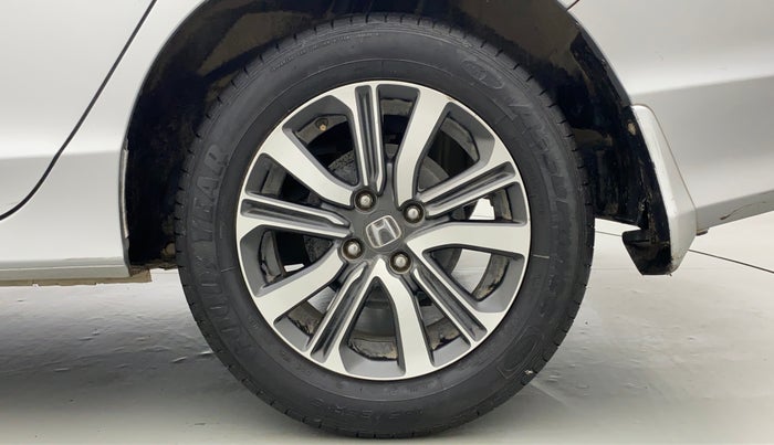 2017 Honda City V MT PETROL, Petrol, Manual, 70,348 km, Left Rear Wheel