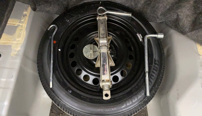 2017 Honda City V MT PETROL, Petrol, Manual, 70,348 km, Spare Tyre