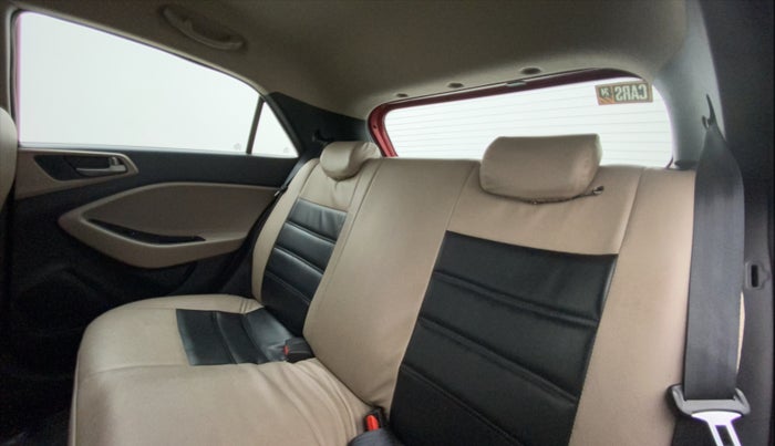 2016 Hyundai Elite i20 ASTA 1.2, Petrol, Manual, 58,970 km, Right Side Rear Door Cabin