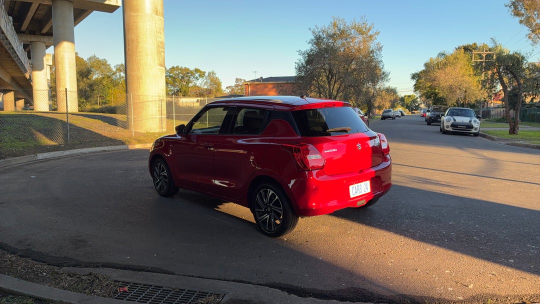 Left Back Diagonal (45- Degree) View