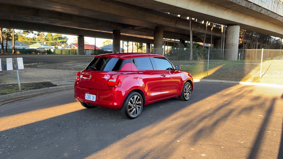 Right Back Diagonal (45- Degree) View