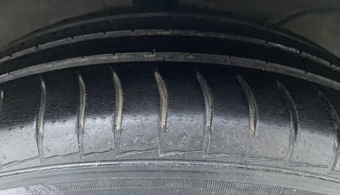 2019 Hyundai NEW SANTRO SPORTZ 1.1, Petrol, Manual, 36,115 km, Right Rear Tyre Tread