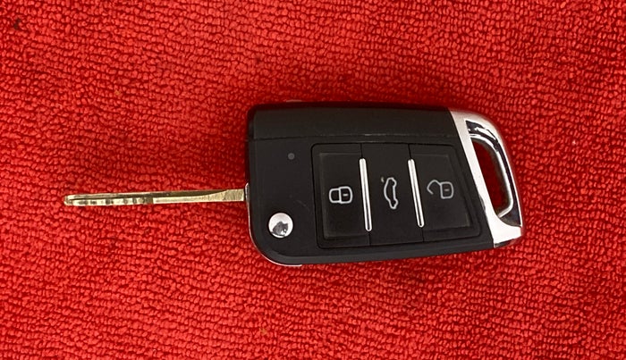 2019 Hyundai NEW SANTRO SPORTZ AMT, Petrol, Automatic, 24,794 km, Lock system - Remote key not functional