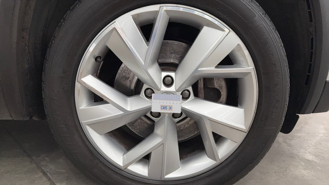 2017 SKODA Kodiaq 132 Tsi (4x4), Automatic, 63827 km, Wheels Rim Front RHS Scratch