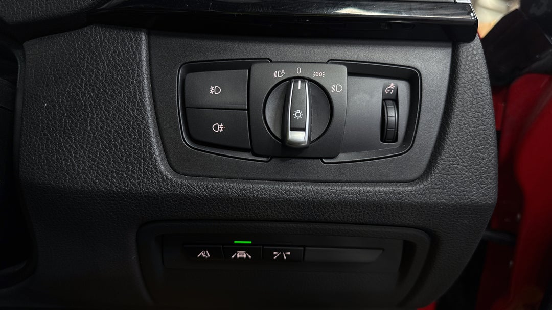 2017 BMW 420i M Sport, Automatic, 76757 km, Utility Switches/Buttons