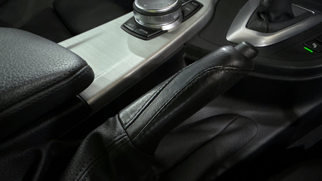 2017 BMW 420i M Sport, Automatic, 76757 km, Handbrake