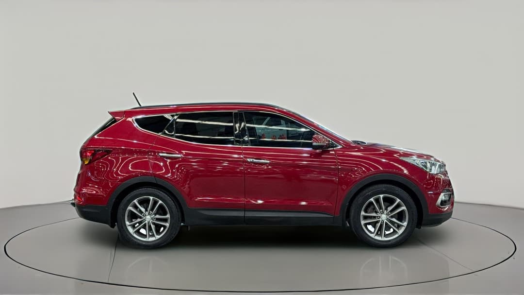2017 Hyundai Santa Fe Highlander Crdi (4x4), Automatic, 115111 km, Right Side View