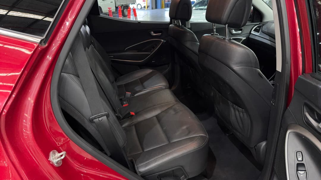 2017 Hyundai Santa Fe Highlander Crdi (4x4), Automatic, 115111 km, Right Side Rear Door Cabin View