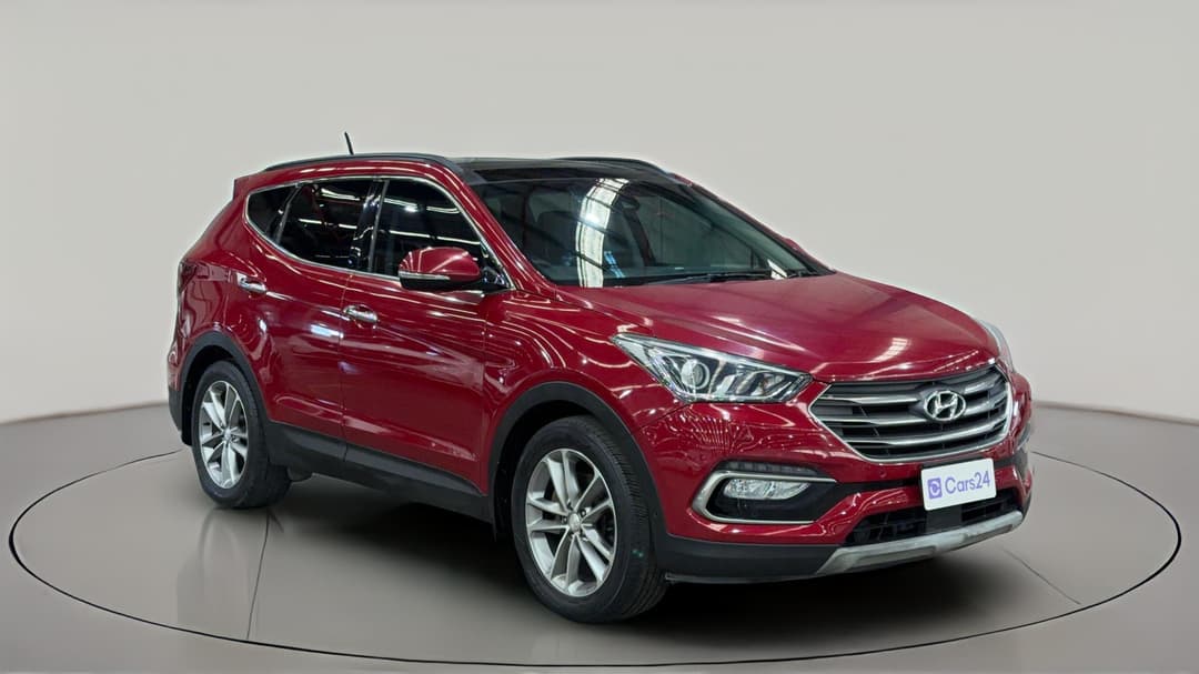 2017 Hyundai Santa Fe Highlander Crdi (4x4), Automatic, 115111 km, Right Front Diagonal (45- Degree) View