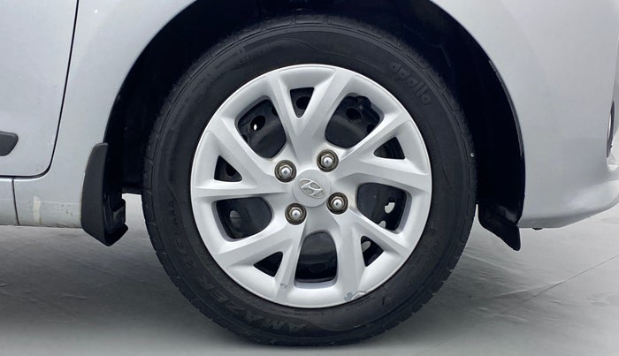 2018 Hyundai Grand i10 SPORTZ O 1.2, Petrol, Manual, 46,431 km, Right Front Wheel