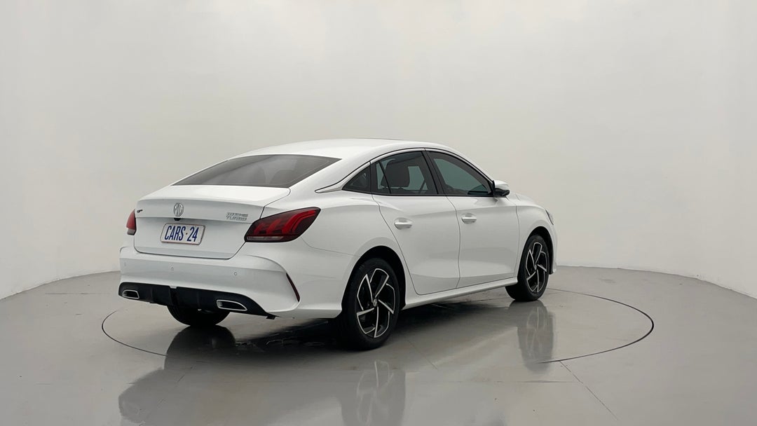 Right Back Diagonal (45- Degree) View