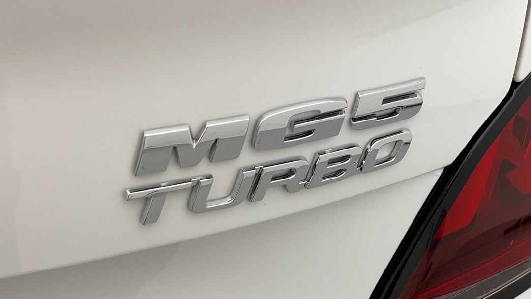 Badge (Boot Right Side)