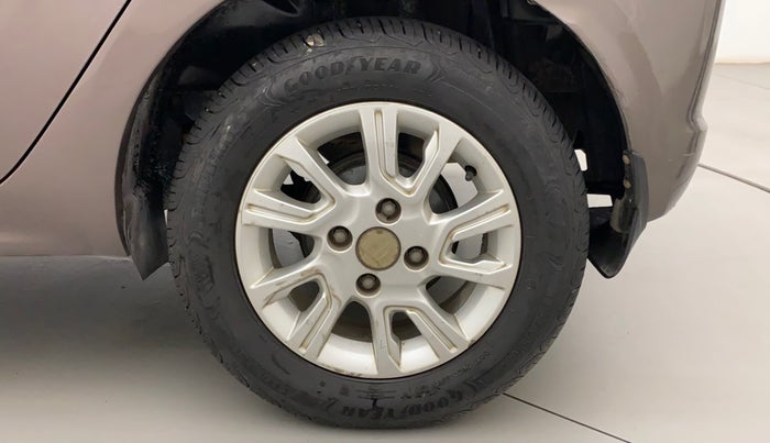 2017 Tata Tiago XZ PETROL, Petrol, Manual, 75,452 km, Left Rear Wheel