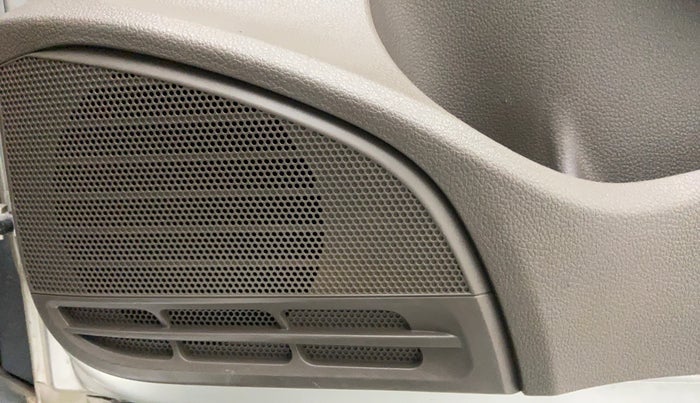 2016 Volkswagen Vento HIGHLINE PETROL, Petrol, Manual, 62,549 km, Speaker