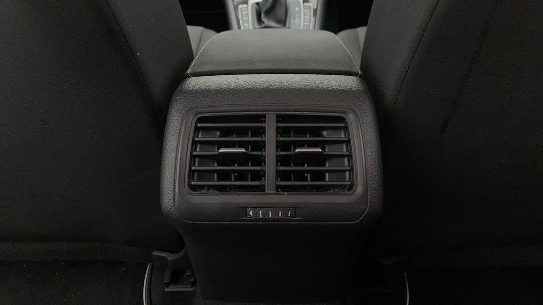 Rear A/C Vent