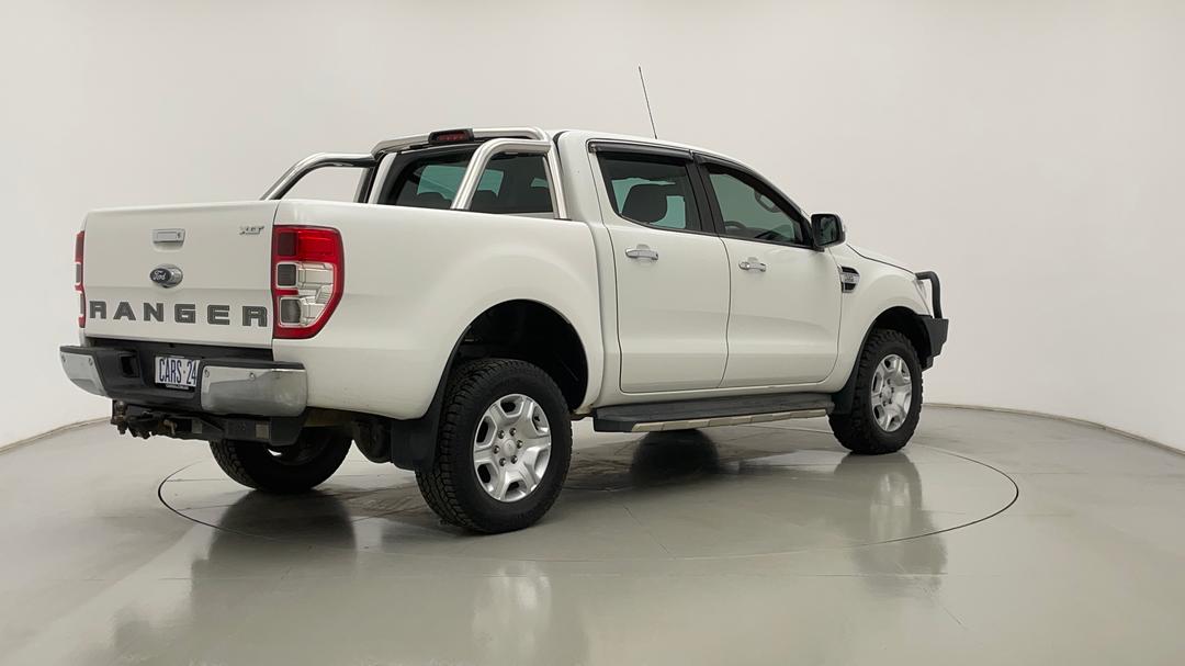 2016 Ford Ranger Xlt 3.2 (4x4), Automatic, 120655 km, Right Back Diagonal (45- Degree) View