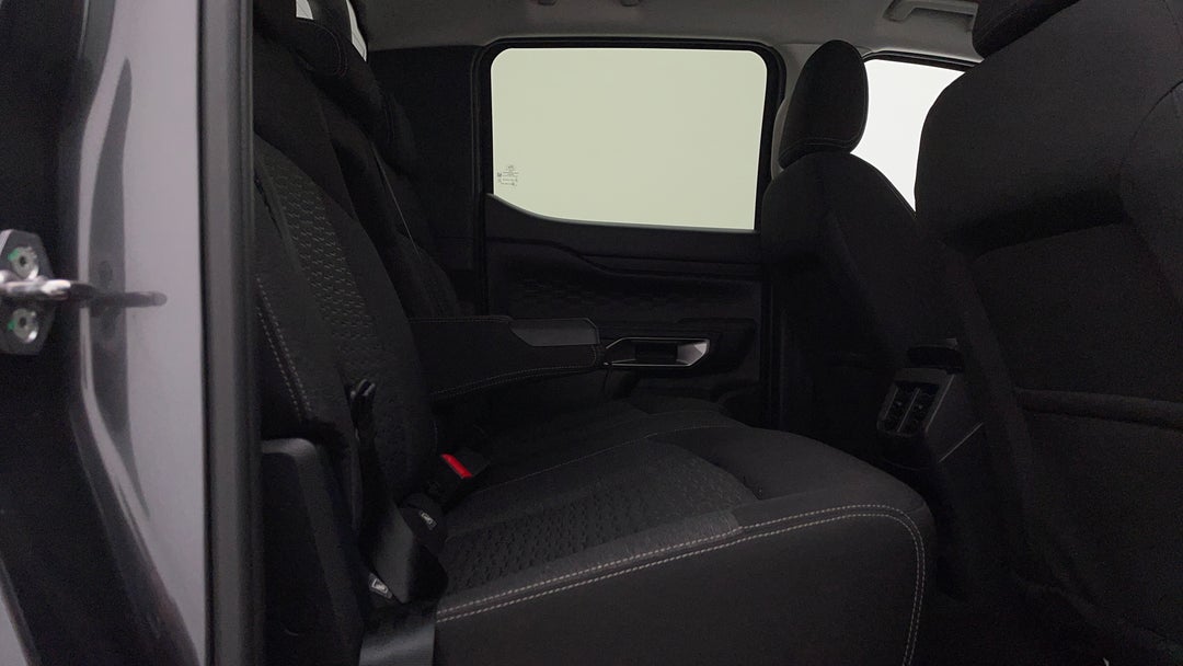 2022 Ford Ranger Xlt 2.0 (4x4), Automatic, 30202 km, Right Side Rear Door Cabin View