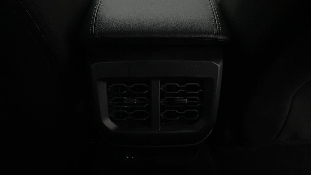 2022 Ford Ranger Xlt 2.0 (4x4), Automatic, 30202 km, Rear A/C Vent