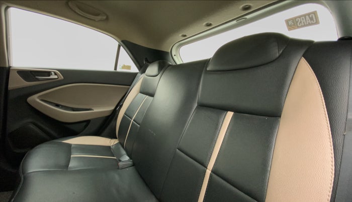 2018 Hyundai Elite i20 SPORTZ 1.2, Petrol, Manual, 54,755 km, Right Side Rear Door Cabin