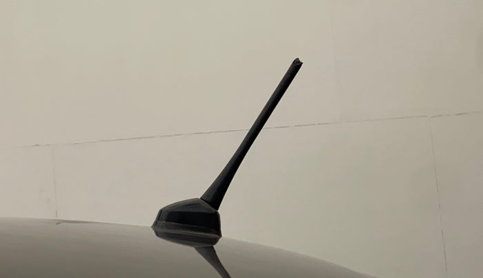 2012 Honda City 1.5L I-VTEC V MT, CNG, Manual, 49,070 km, Roof - Antenna has minor damage
