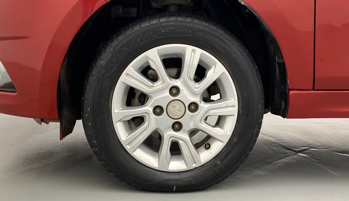 2018 Tata Tiago XZ 1.05 REVOTORQ, Diesel, Manual, 67,271 km, Left Front Wheel