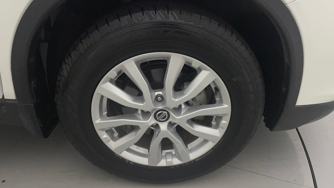 2020 Nissan X-trail St (4x2), Automatic, 103957 km, Right Front Wheel