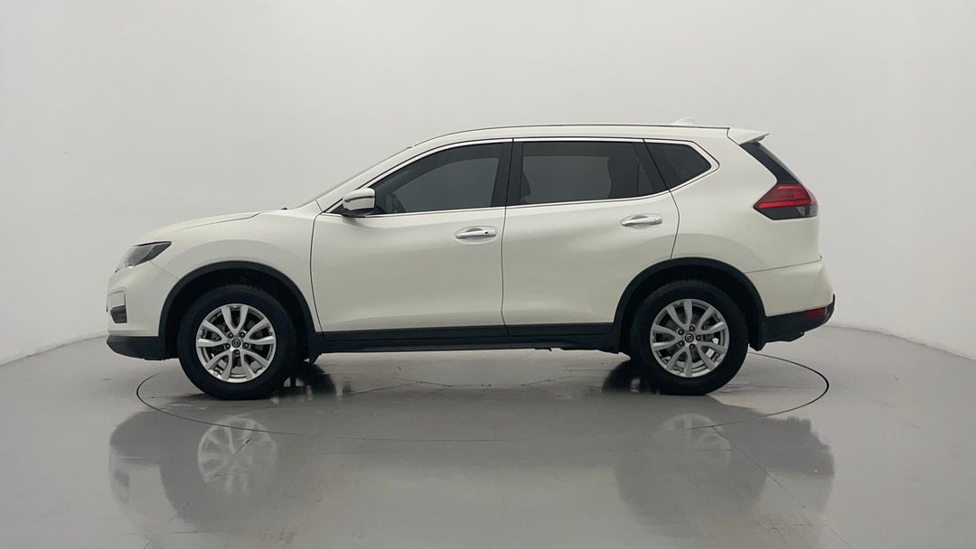 2020 Nissan X-trail St (4x2), Automatic, 103957 km, Left Side View