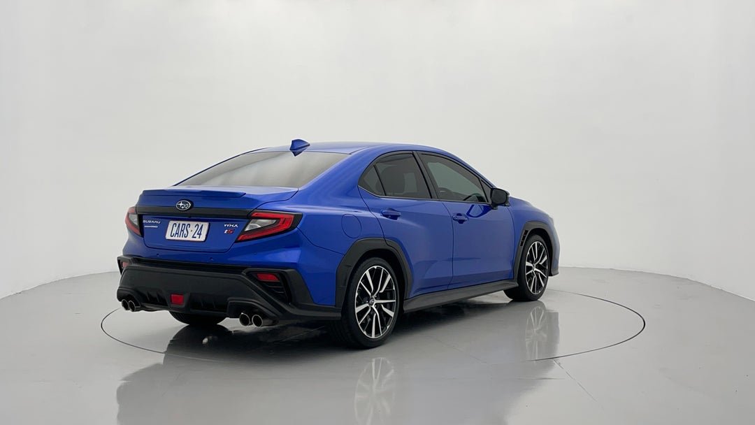 Right Back Diagonal (45- Degree) View