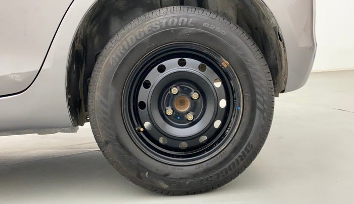 2012 Maruti Swift VXI, Petrol, Manual, 64,557 km, Left Rear Wheel