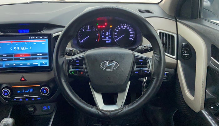 2016 Hyundai Creta 1.6 SX CRDI, Diesel, Manual, 1,99,598 km, Steering Wheel Close Up