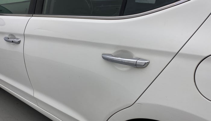 2017 Hyundai New Elantra 2.0 SX(O) AT PETROL, Petrol, Automatic, 69,854 km, Rear left door - Slightly dented