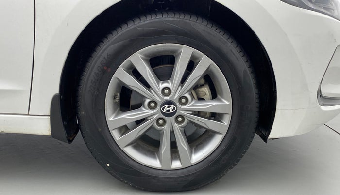 2017 Hyundai New Elantra 2.0 SX(O) AT PETROL, Petrol, Automatic, 69,854 km, Right Front Wheel