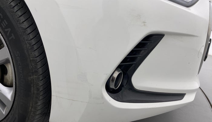 2017 Hyundai New Elantra 2.0 SX(O) AT PETROL, Petrol, Automatic, 69,854 km, Front bumper - Minor scratches