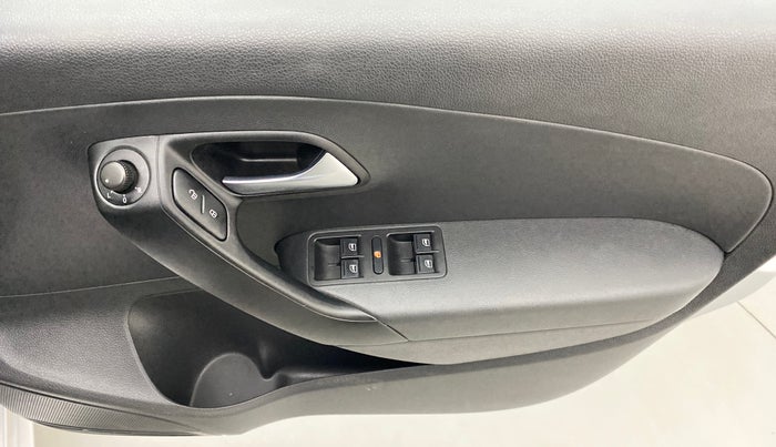 2018 Volkswagen Polo COMFORTLINE 1.2L PETROL, Petrol, Manual, 40,185 km, Driver Side Door Panels Control