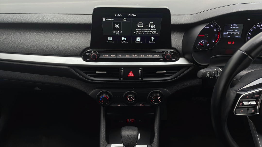 2020 Kia Cerato S, Automatic, 50037 km, Center Console