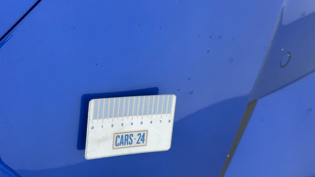 2019 Toyota C-HR (2WD), Automatic, 121224 km, Bumper Front Chip