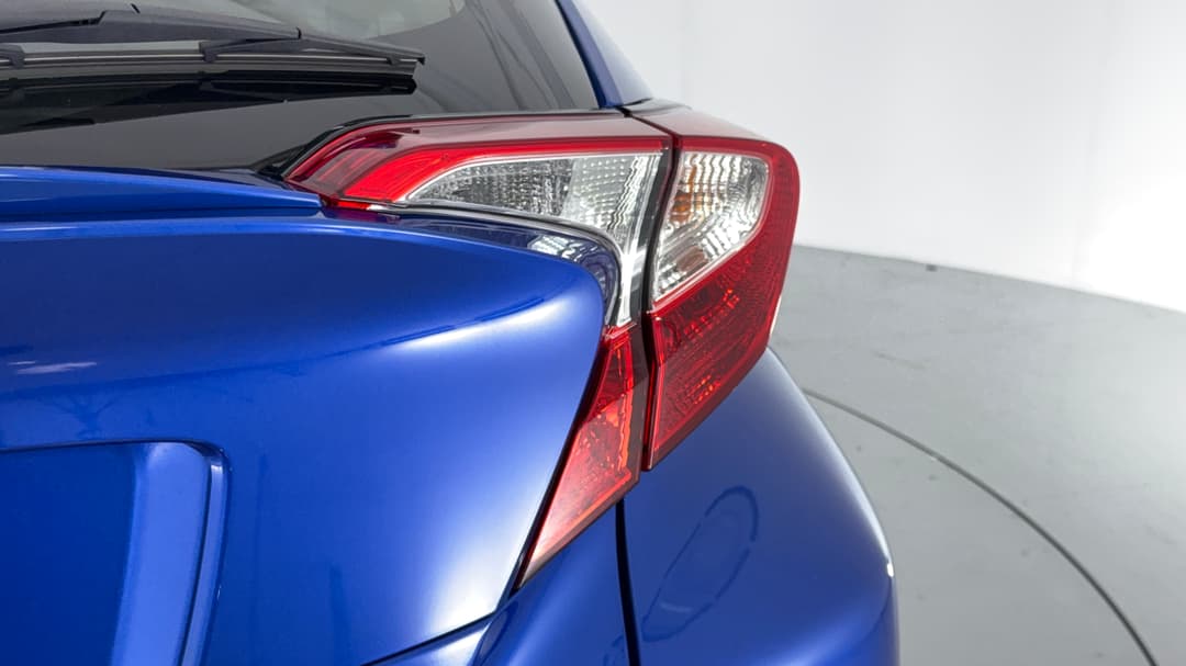 2019 Toyota C-HR (2WD), Automatic, 121224 km, Badge (Boot Right Side)