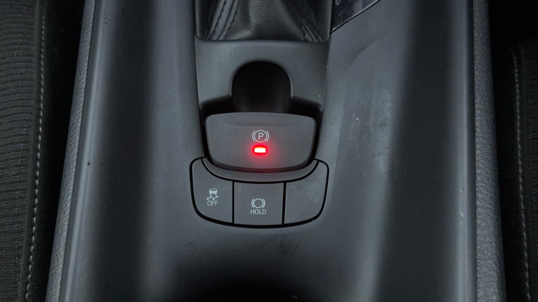 2019 Toyota C-HR (2WD), Automatic, 121224 km, Handbrake