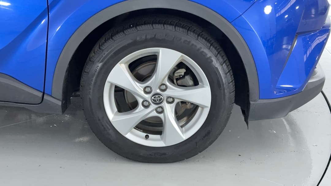 2019 Toyota C-HR (2WD), Automatic, 121224 km, Right Front Wheel