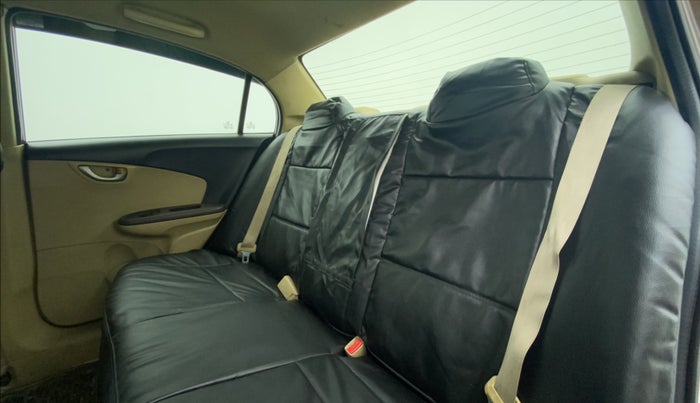 2014 Honda Amaze 1.2 VXMT I VTEC, Petrol, Manual, 48,619 km, Right Side Door Cabin View