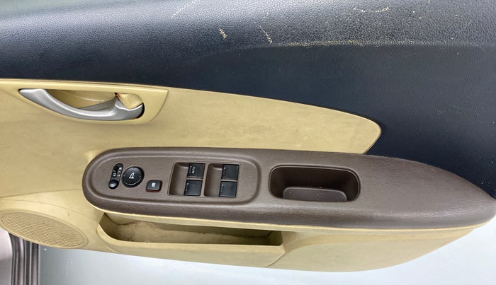 2014 Honda Amaze 1.2 VXMT I VTEC, Petrol, Manual, 48,619 km, Driver Side Door Panels Control