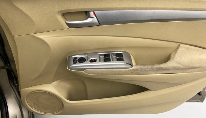 2010 Honda City 1.5L I-VTEC V MT, Petrol, Manual, 75,421 km, Driver Side Door Panels Control