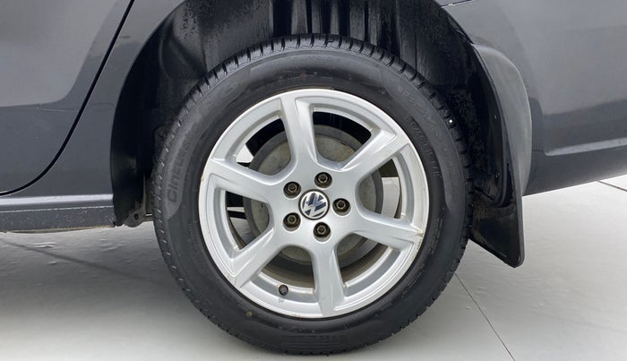2013 Volkswagen Vento HIGHLINE PETROL, Petrol, Manual, 97,548 km, Left Rear Wheel