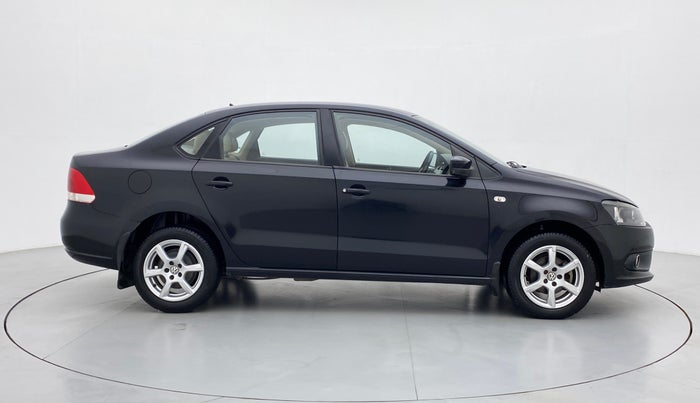 2013 Volkswagen Vento HIGHLINE PETROL, Petrol, Manual, 97,548 km, Right Side View