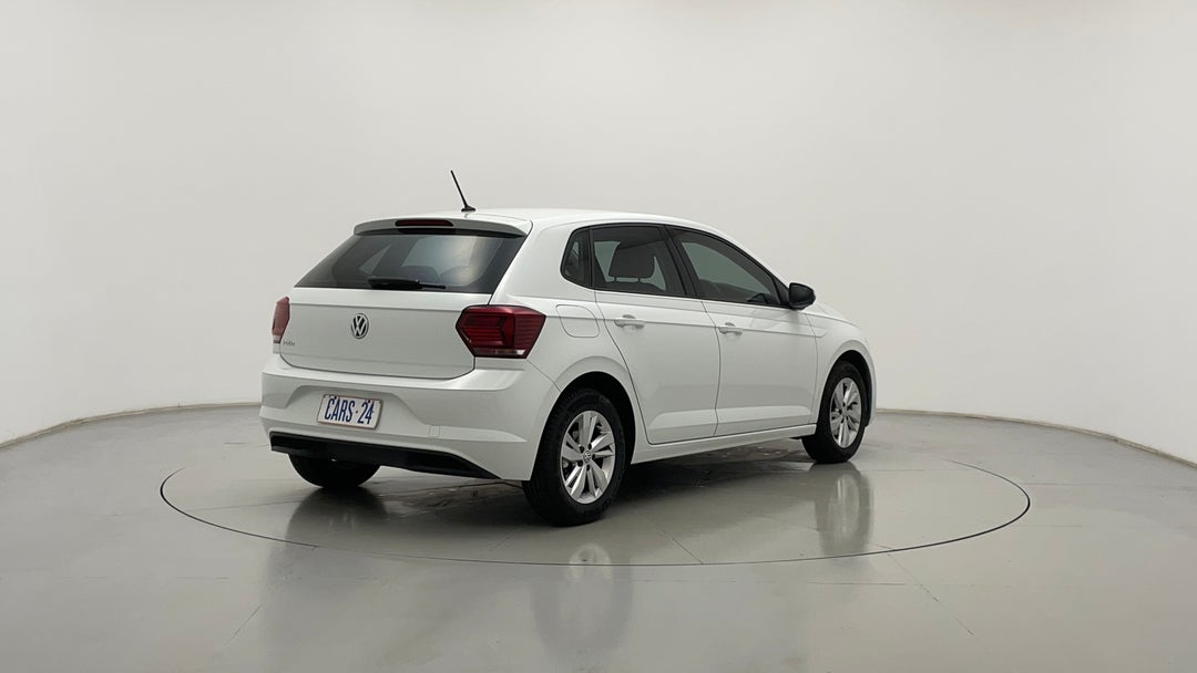 Right Back Diagonal (45- Degree) View