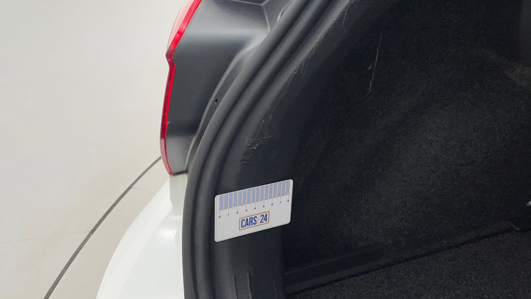 Boot Interior Scratch