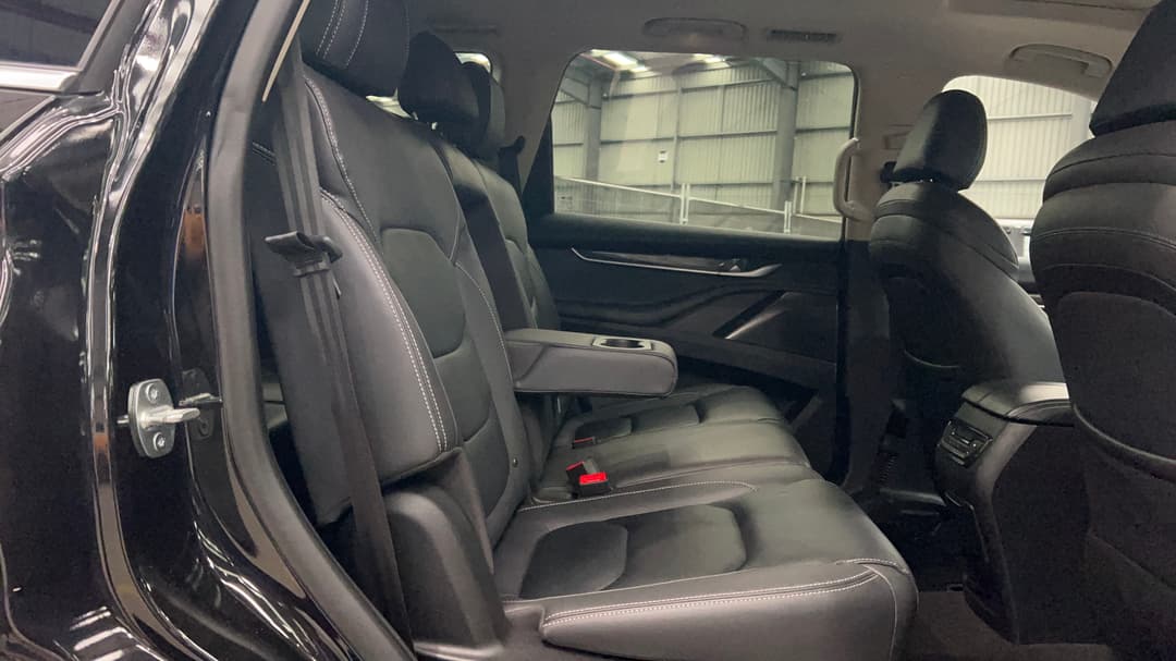 2023 LDV D90 Executive (2WD), Automatic, 26817 km, Right Side Rear Door Cabin View