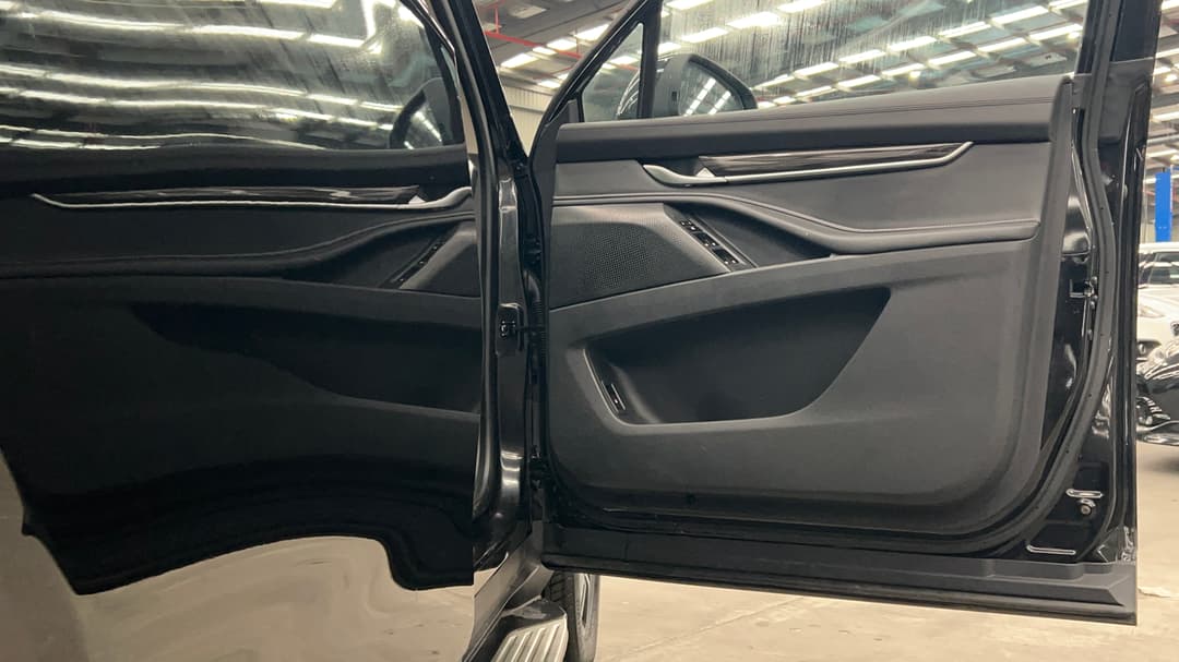 2023 LDV D90 Executive (2WD), Automatic, 26817 km, Speaker View