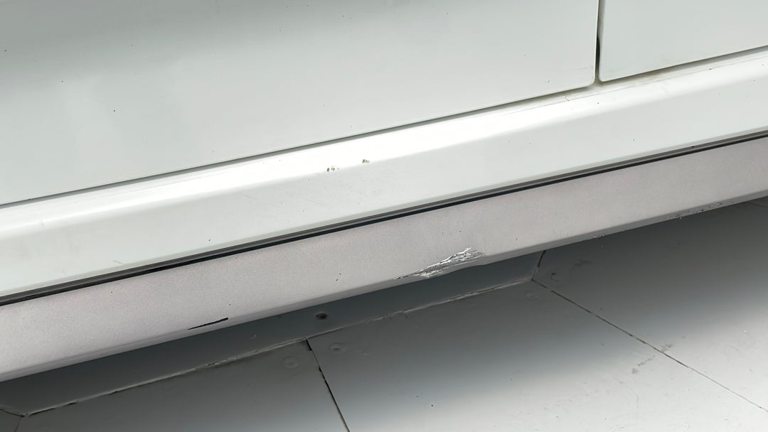 Doors Front LHS Scratch